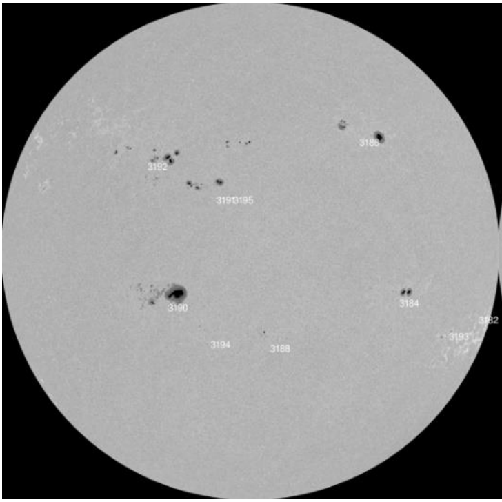 Фотография на Слънцето от станцията SDO на 18 януари 2023 г.